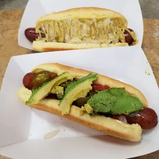 San Diego dog in the front, Chicago dog in the back