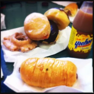 a hot dog and donuts