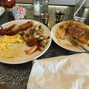 The &quot;Turbo&quot; pancakes, eggs , bacon ( choices of meat) potatoes.