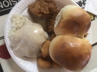 Charlie's Chicken & Catering