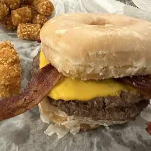 Donut burger