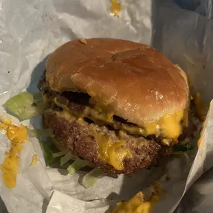 Double Burger w/Cheese