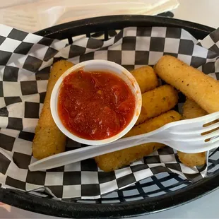 Mozzarella cheese sticks