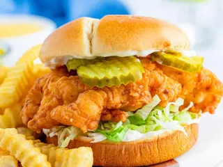 Luna's Hollywood Kitchen