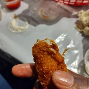 I'm surprised it didn't fly away.