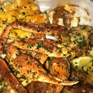 Crab Leg &amp; Lobster Seafood Plate: Creamy 5 Cheese Mac &amp; Sweet Potatoe Soufflè