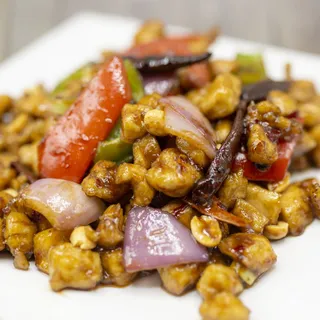 Spicy Kung Pao Chicken w.Peanuts