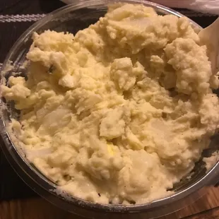 a bowl of mashed potatoes