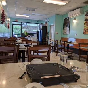 an empty restaurant