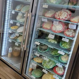 Toppings display fridge