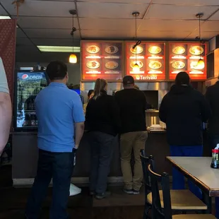people at a fast food restaurant