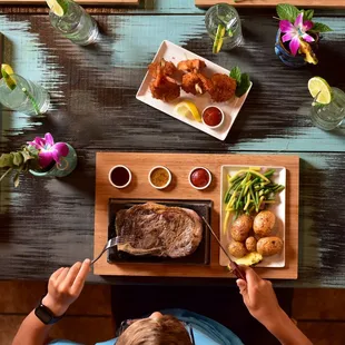 Hot Rock&apos;s Lava Rock Dining Experience