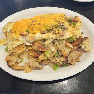 Denver Omelette with roasted potatoes