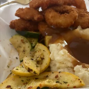 So, what is it about putting spicy peppers on a lot of food now here? First the peppers was on the Shrimp Fettuccine and now on the veggies?