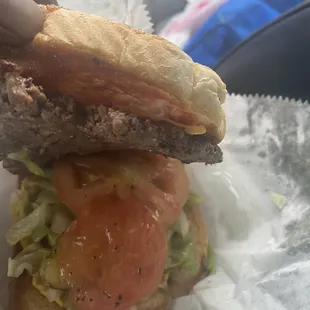 Inside that good burger on texas toast. Dang good  burger I must say!!!