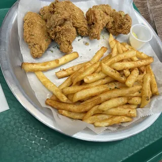 6 Pieces of Crispy Fried Chicken Wing
