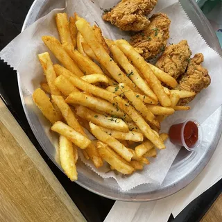 4 Pieces of Wing and French Fries