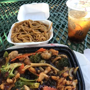 Chicken with garlic sauce. Amazing!' Full of fresh vegetables, tender chicken in a slightly spicy sauce.