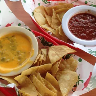 Good homemade chips and flavorful hot chile!