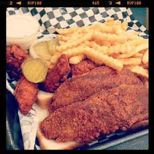 Fish &amp; Chicken Tenders Combo