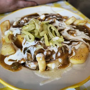 Ettouffee fries