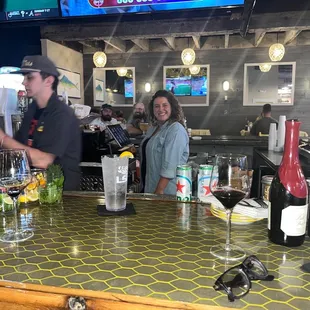 Taylor is he bomb!!! She always greet her customers with love.  Love is the essence of food.