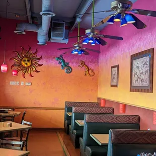 Beautiful appointments. Festive. Hot tamales.