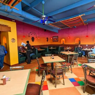 Great location - beautiful restaurant - love the colors.