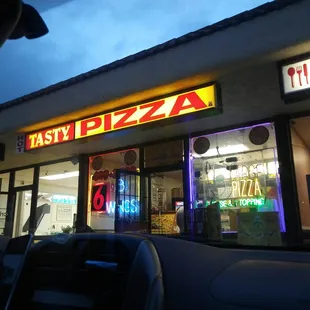 Good pizza