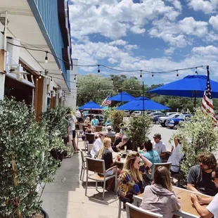 Brunch - Firepits - outdoor dining, every Sunday!