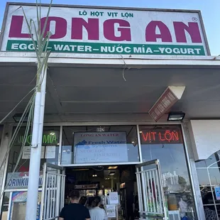 people entering the store