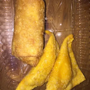 Very good Crab Rangoon