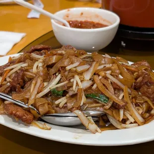 Beef chow fun