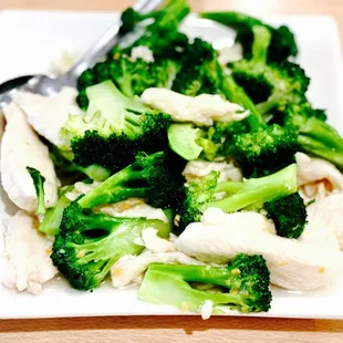 Broccoli Chicken Lunch