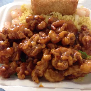 General Tso's Chicken combo  plate w/ shrimp fried rice.