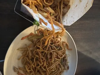Wok N Roll