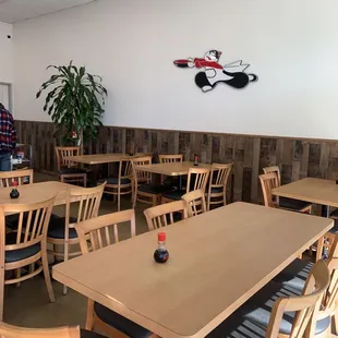 Dining tables 1.17.23