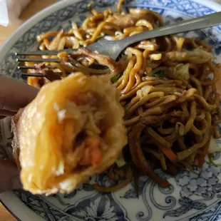 House lo Mein
