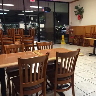 All the chairs are up at 8:30PM but they close at 10PM. A lil early procedure