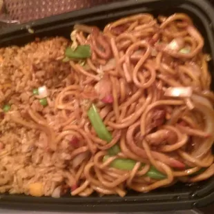 Pork lo mein