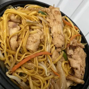 Chicken Lo Mein