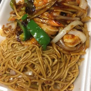 Hot spicy shrimp with noodles