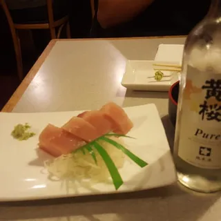 Shiro Maguro Sashimi