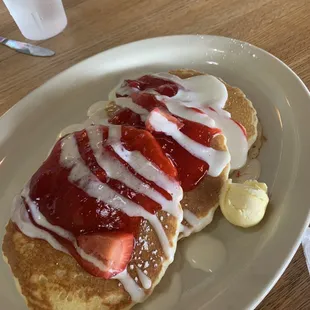 Strawberry Cheesecake Pancakes