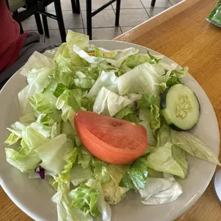 Side salad:( no cheese????