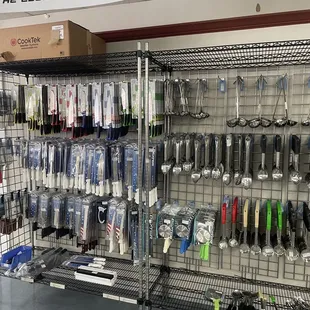 Spoons, knives, spoodle's oh my.