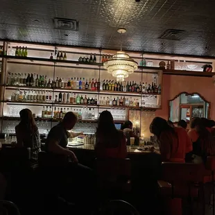 Cool chandelier you can see in my Kodak moment here!