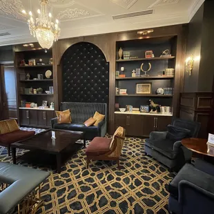 Lobby bar and library