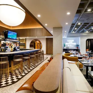 Dine at The Hulman, named for the Hulman-George family who owned the Indianapolis Motor Speedway