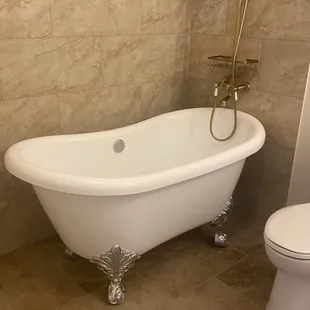 Beautiful renovated guest bathroom